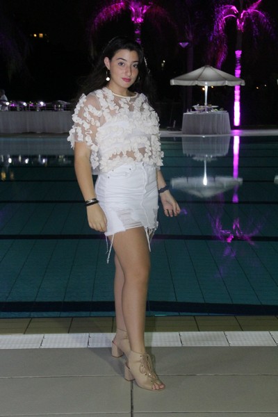 Mtayleb Country Club on Friday Night