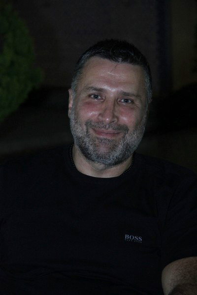 Mtayleb Country Club on Friday Night