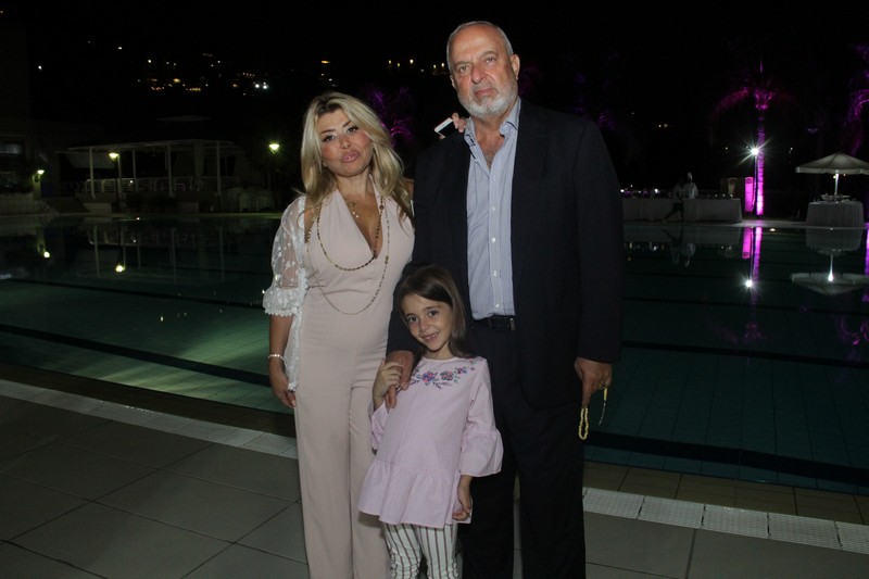Mtayleb Country Club on Friday Night