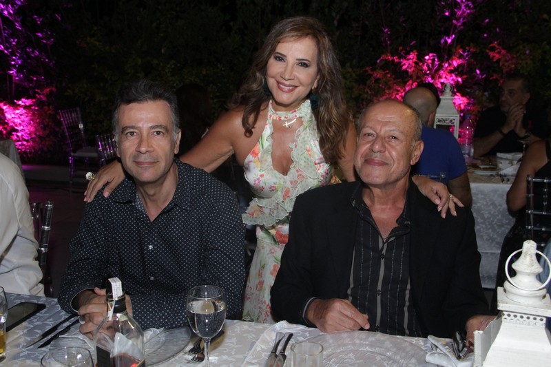 Mtayleb Country Club on Friday Night
