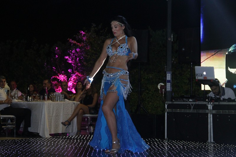 Mtayleb Country Club on Friday Night