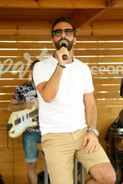 Mario Hadchity at Ocean Blue 