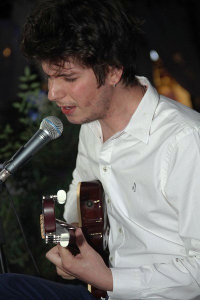 Open Mic at Amethyste