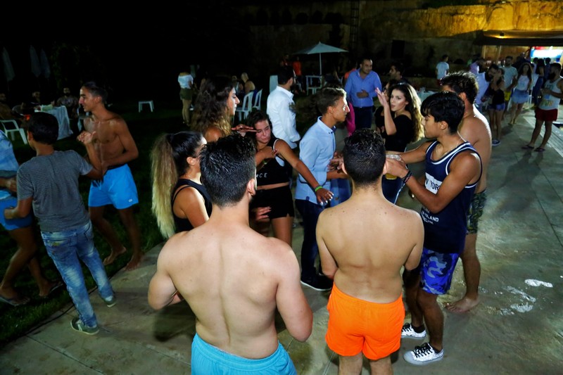 2017's Largest Pool party