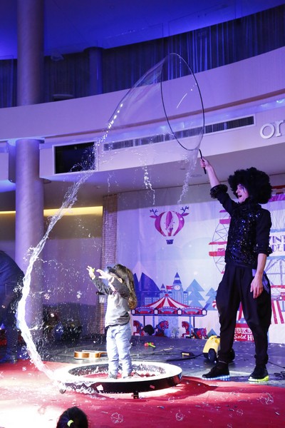 International Bubbles show at Orizon Byblos