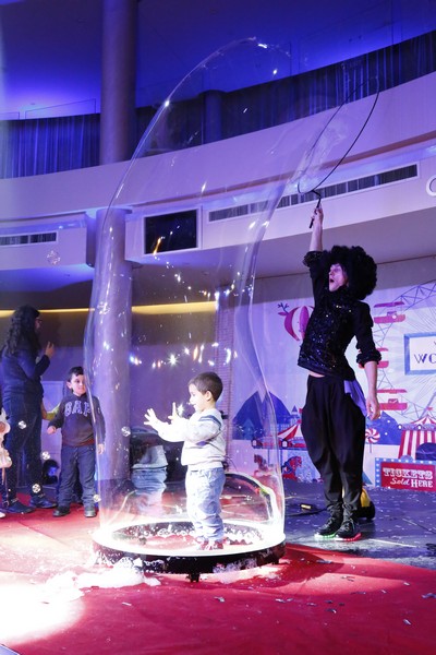 International Bubbles show at Orizon Byblos