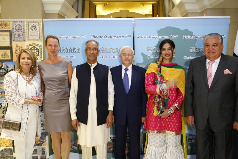 Gastronomic Delights of Pakistan at Mosaic