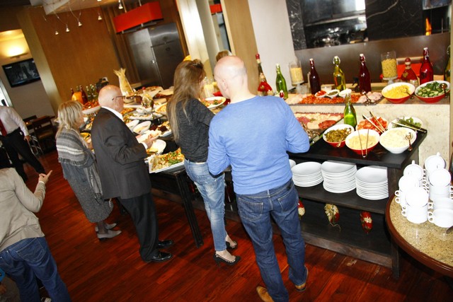 Acrobatic Pizzaiolo Show