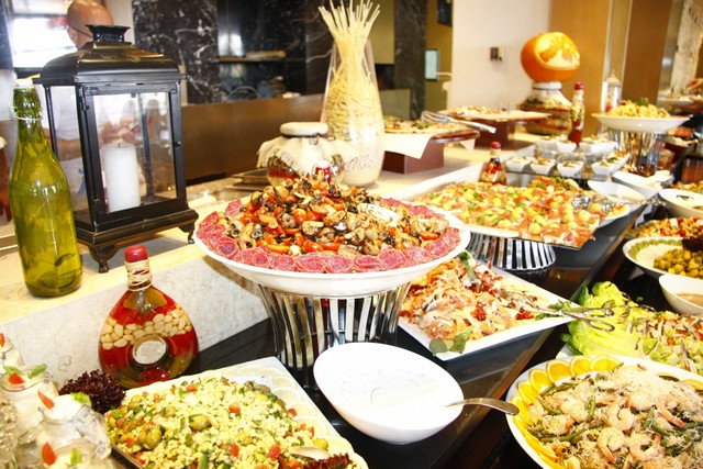 Acrobatic Pizzaiolo Show
