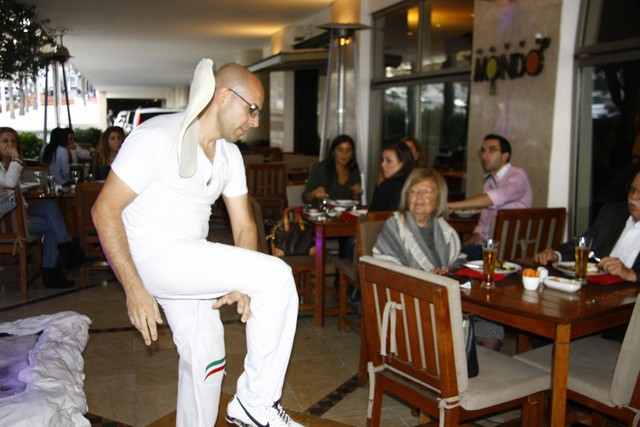 Acrobatic Pizzaiolo Show