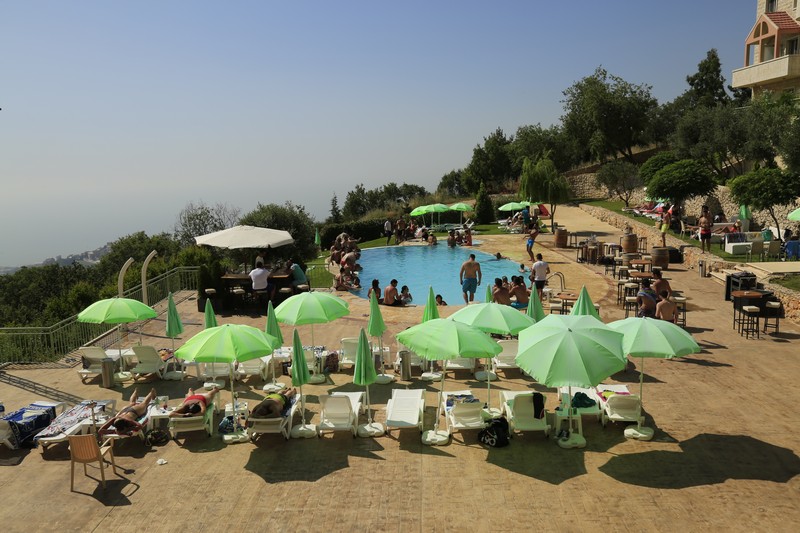 Kickoff Summer Pool Party
