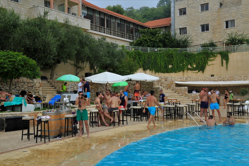 Kickoff Summer Pool Party