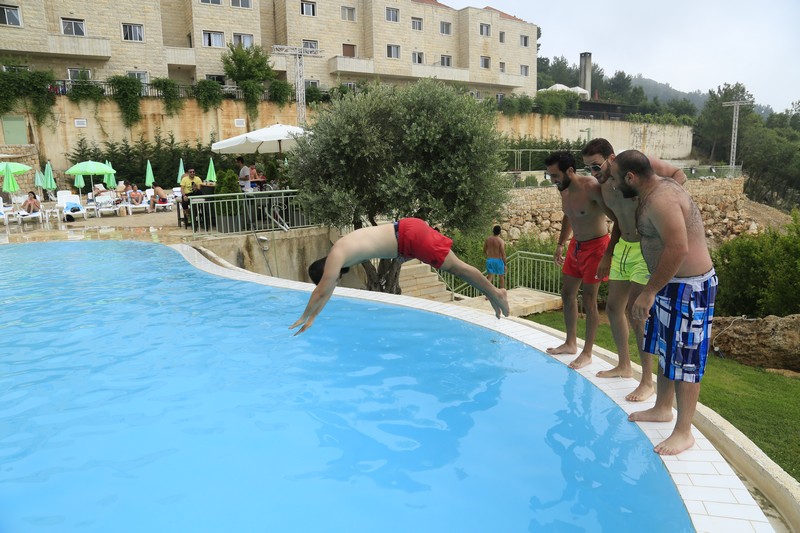 Kickoff Summer Pool Party