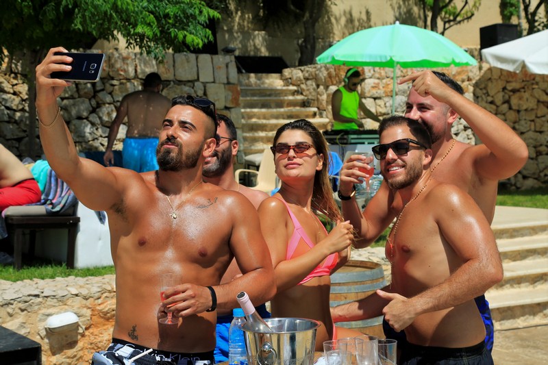 Kickoff Summer Pool Party