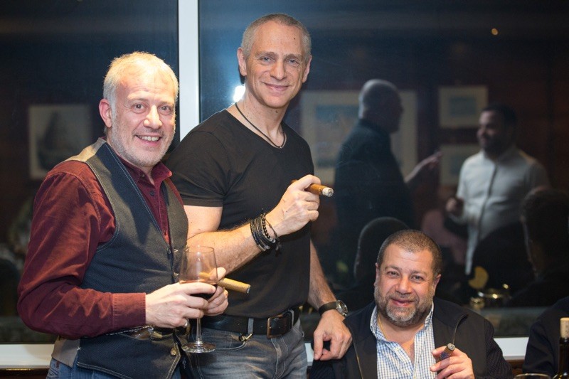 Porsche club at Hemingway's-Movenpick