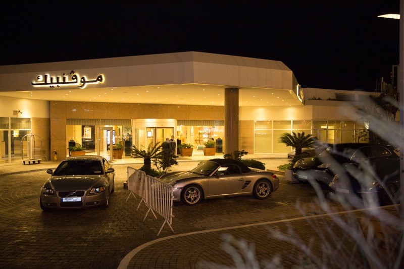 Porsche club at Hemingway's-Movenpick