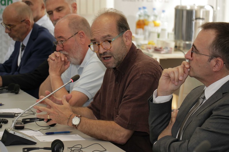 Press Conference for the president of the MLF