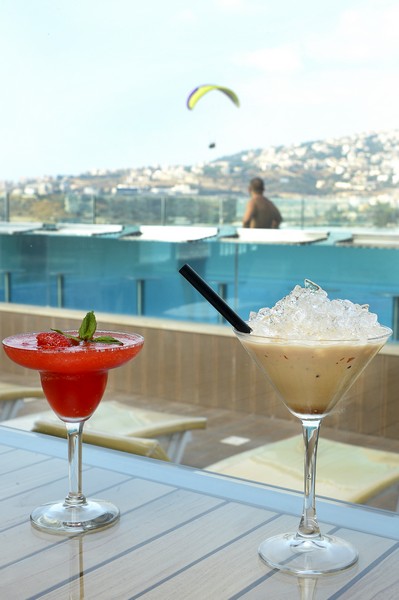 Cocktail Day by the pool at Princessa Hotel