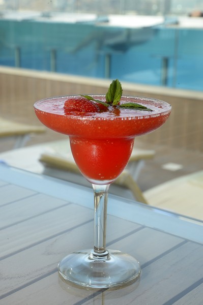 Cocktail Day by the pool at Princessa Hotel
