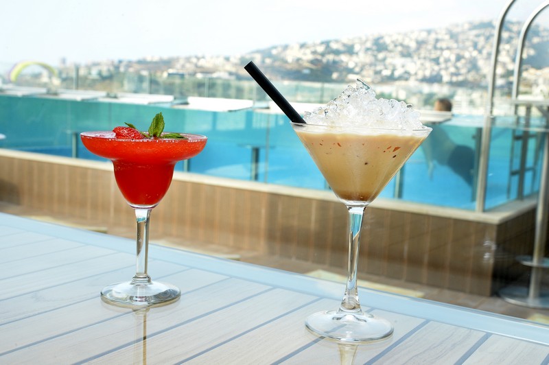 Cocktail Day by the pool at Princessa Hotel