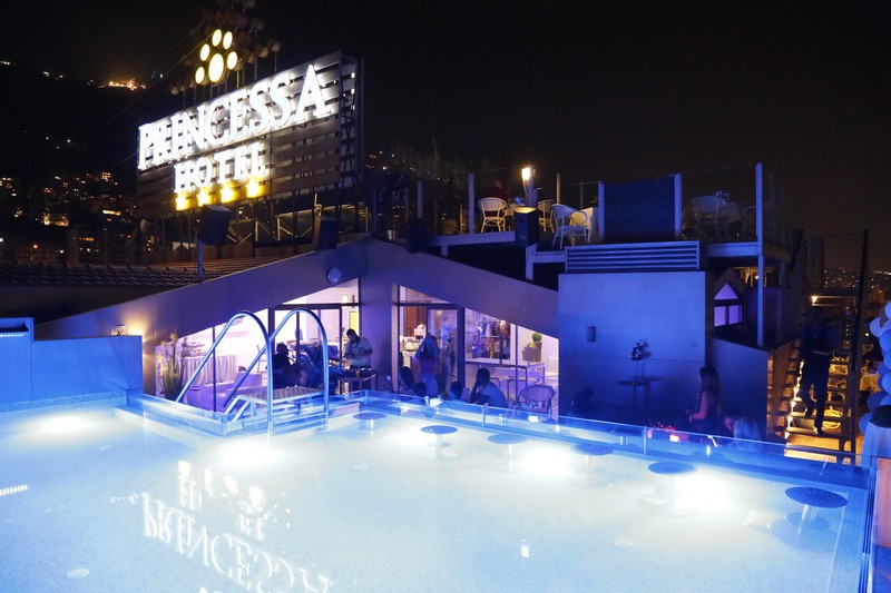 Open BBQ Grill & Bar at Le View Rooftop-Princessa Hotel