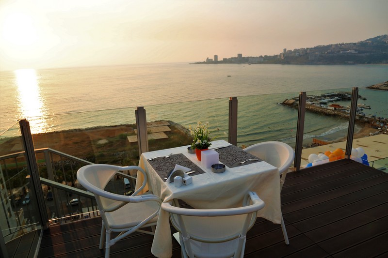 Open BBQ Grill & Bar at Le View Rooftop-Princessa Hotel