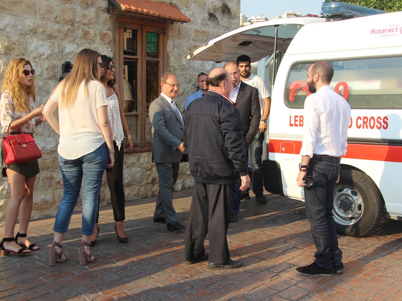 Rotaract Club of Metn Equipping 2 Ambulances for the Red Cross