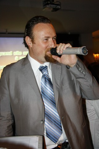 Karaoke Sunday at Revolver