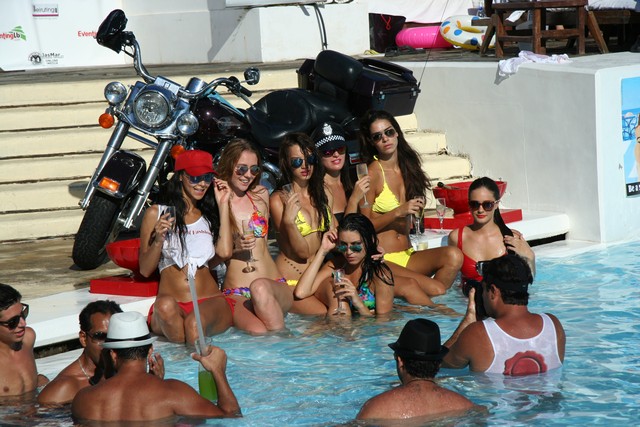 Riviera Beach Party