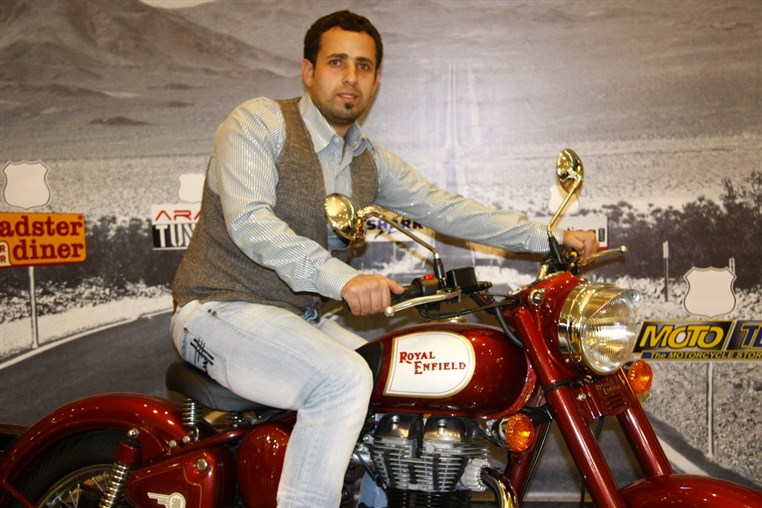 Roadster ROYAL ENFIELD Virtual Tour