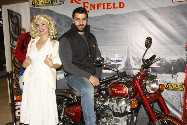 Roadster ROYAL ENFIELD Virtual Tour