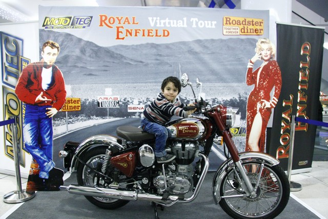 Roadster ROYAL ENFIELD Virtual Tour