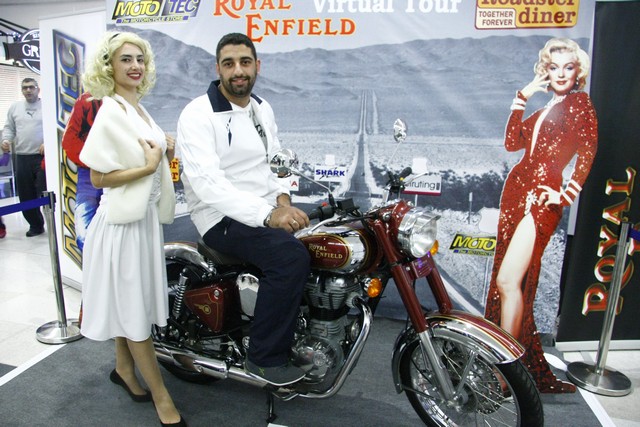 Roadster ROYAL ENFIELD Virtual Tour