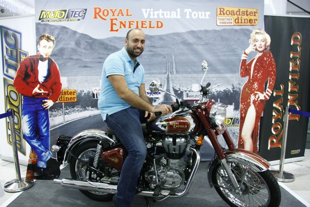 Roadster ROYAL ENFIELD Virtual Tour