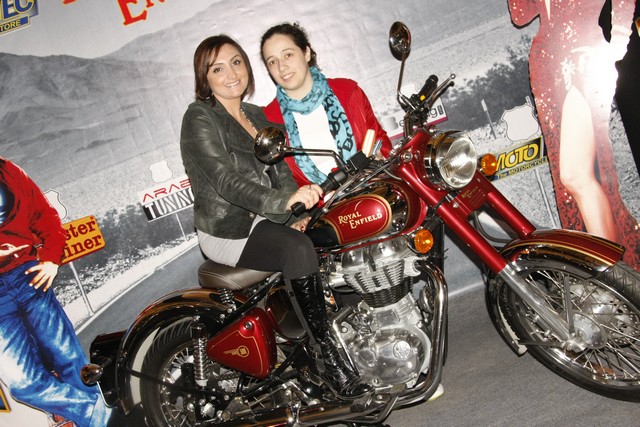 Roadster ROYAL ENFIELD Virtual Tour