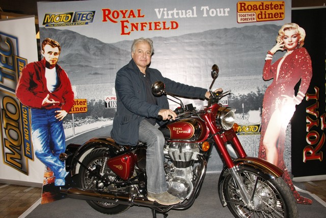 Roadster ROYAL ENFIELD Virtual Tour