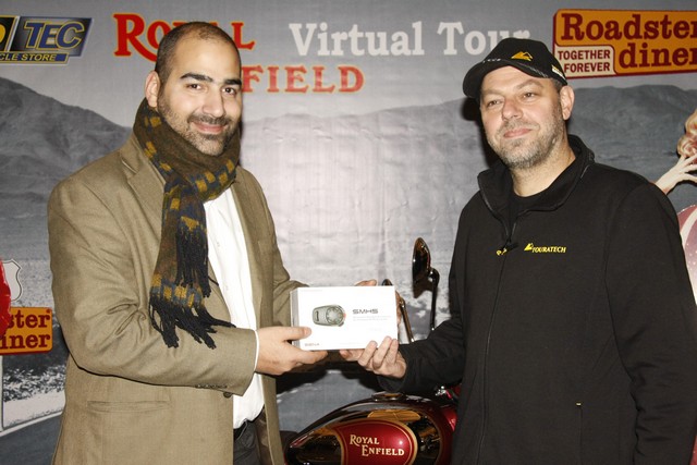 Roadster ROYAL ENFIELD Virtual Tour