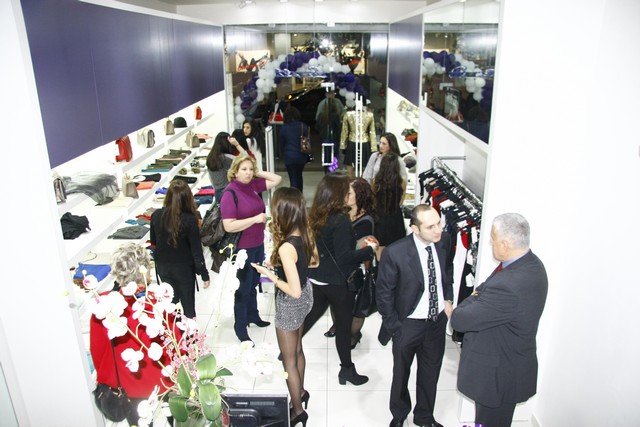 Opening of Rue 22