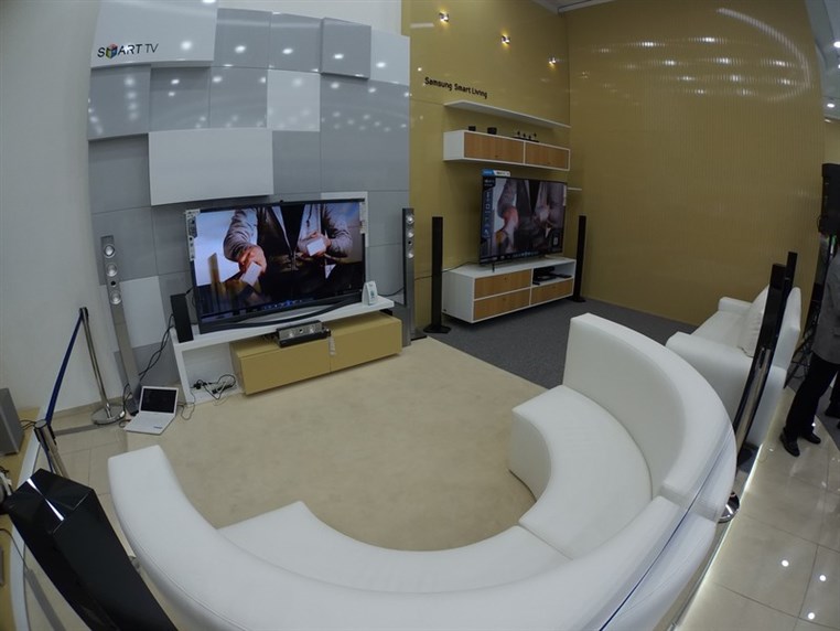 Samsung Dbayeh Showroom Opening