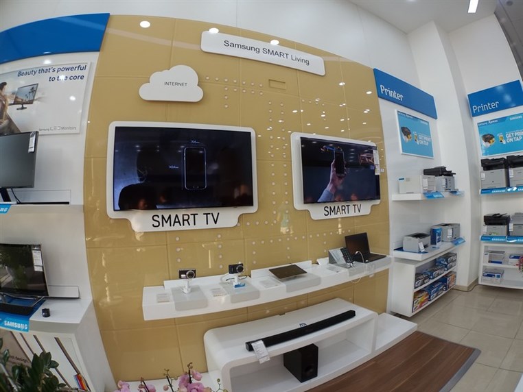 Samsung Dbayeh Showroom Opening