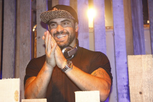 Serhat by Moe Khadra ‏