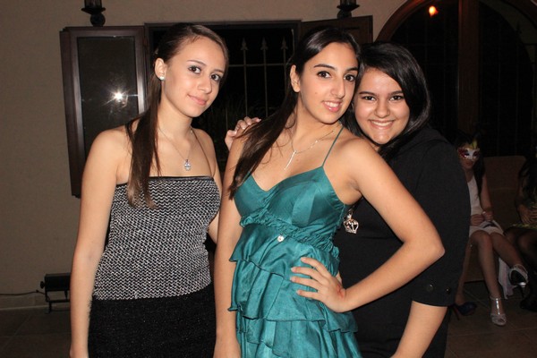 Promo SFFJ Masquerade Party