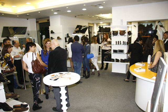 Shoe Box function of Fashion and Fun