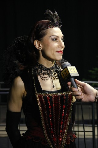  Snow White On Ice