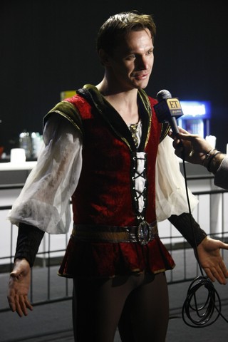  Snow White On Ice