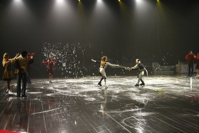  Snow White On Ice