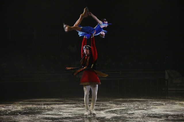  Snow White On Ice