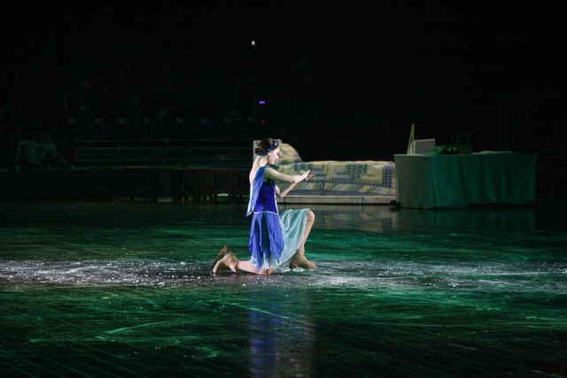  Snow White On Ice