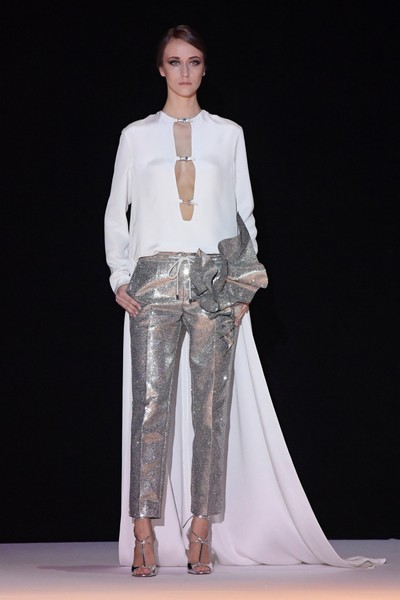 Stephane Rolland Spring 2018 Couture at PFW