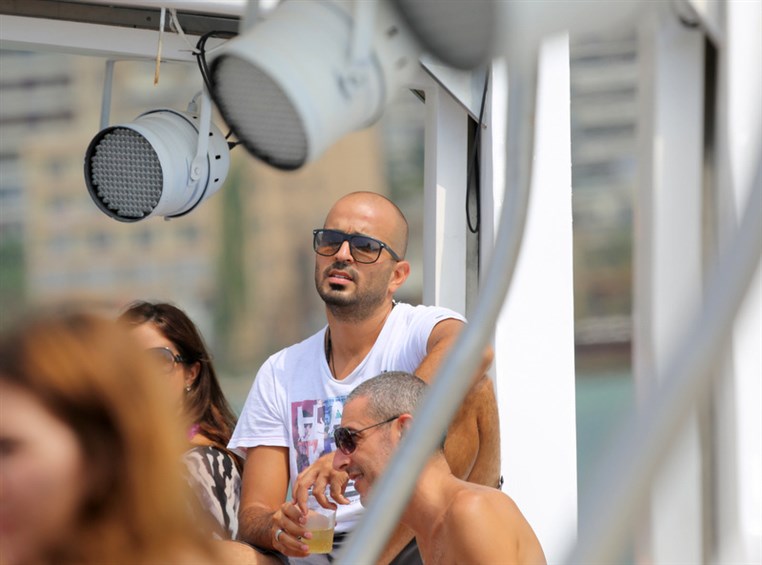 Summer Cloud 961 Boat Part 2
